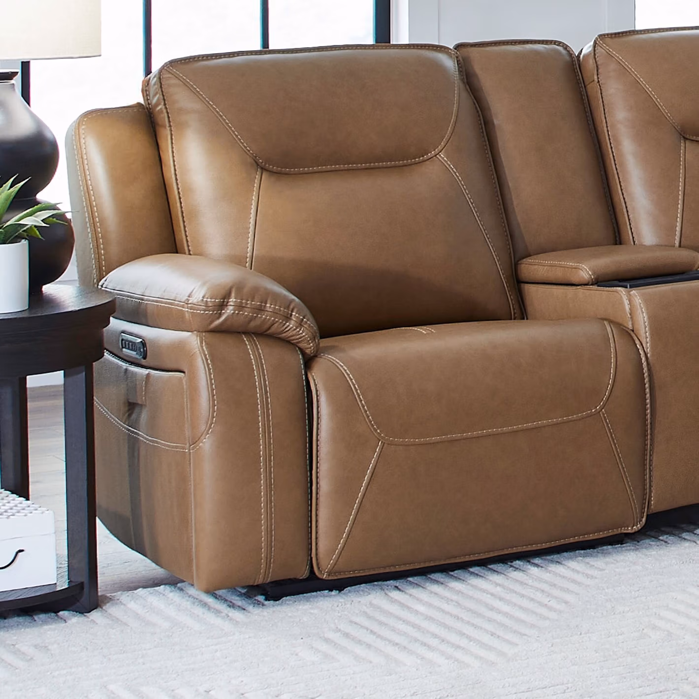 Callihan L Arm Recliner P3 & ZW