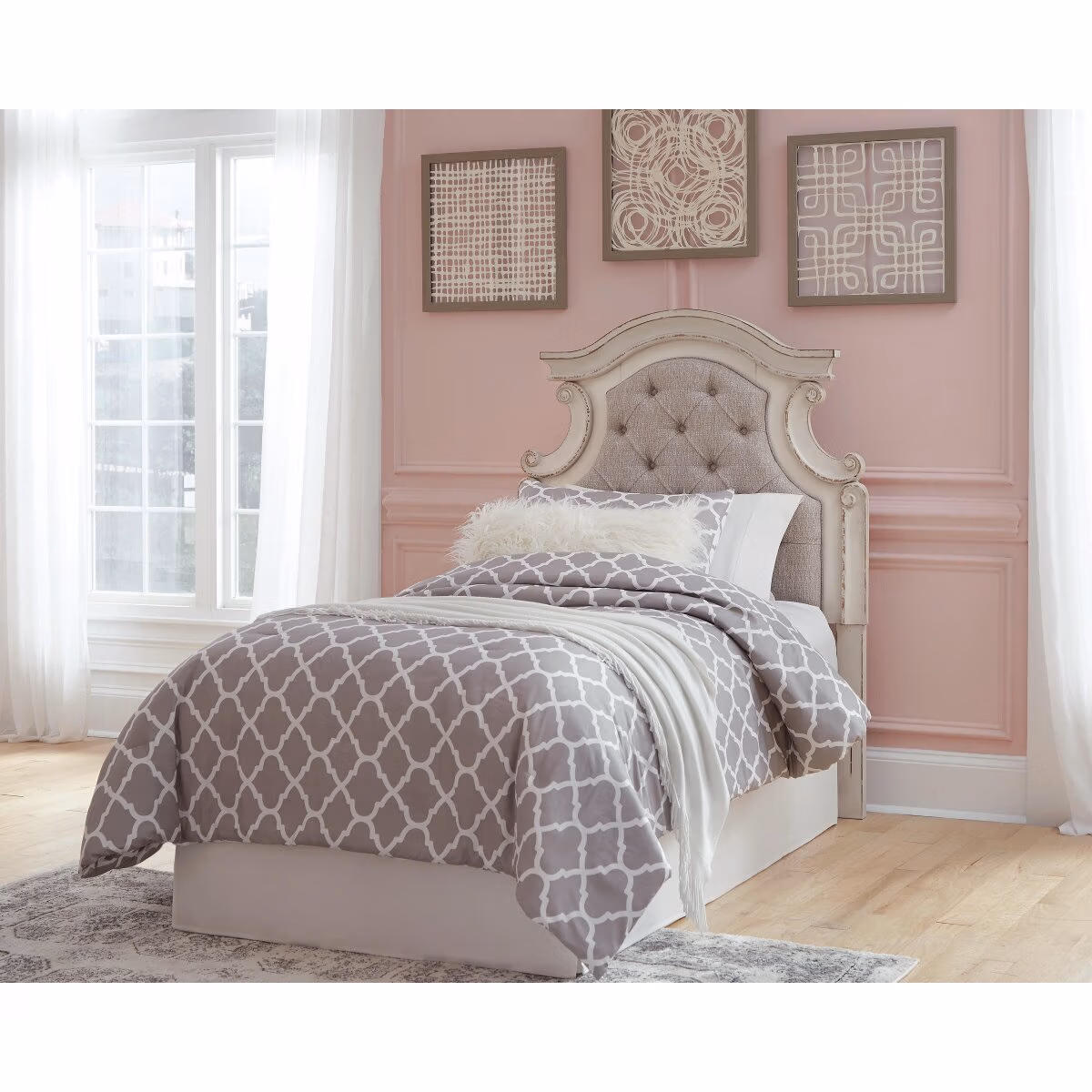 Realyn Twin Upholstered Panel Headboard - Image 4