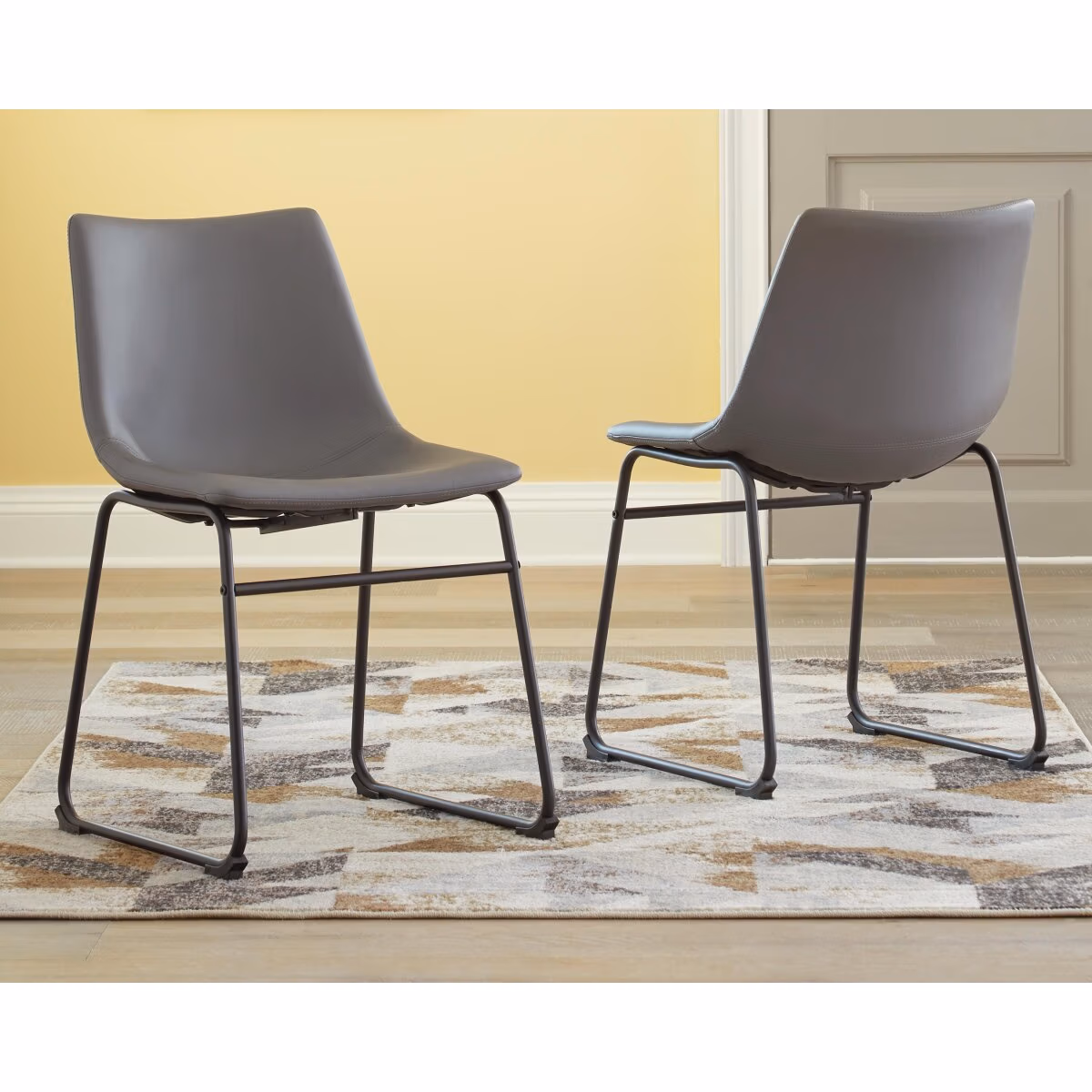 Centiar Dining Chair - Image 3
