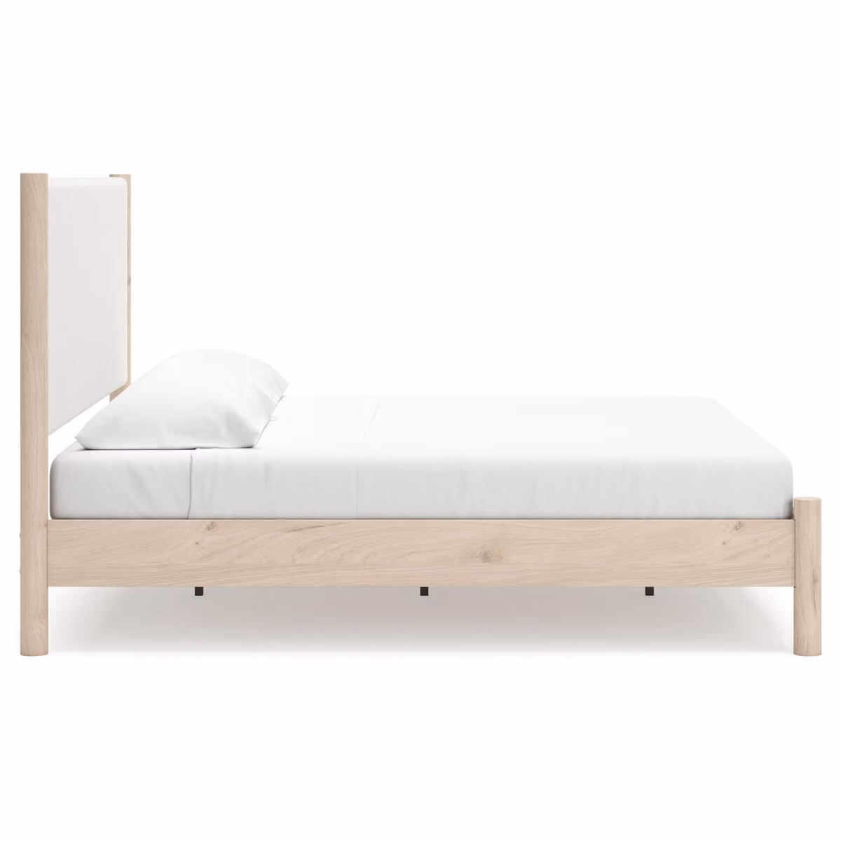 Cadmori King Panel Bed, Dresser and 2 Nightstands - Image 5