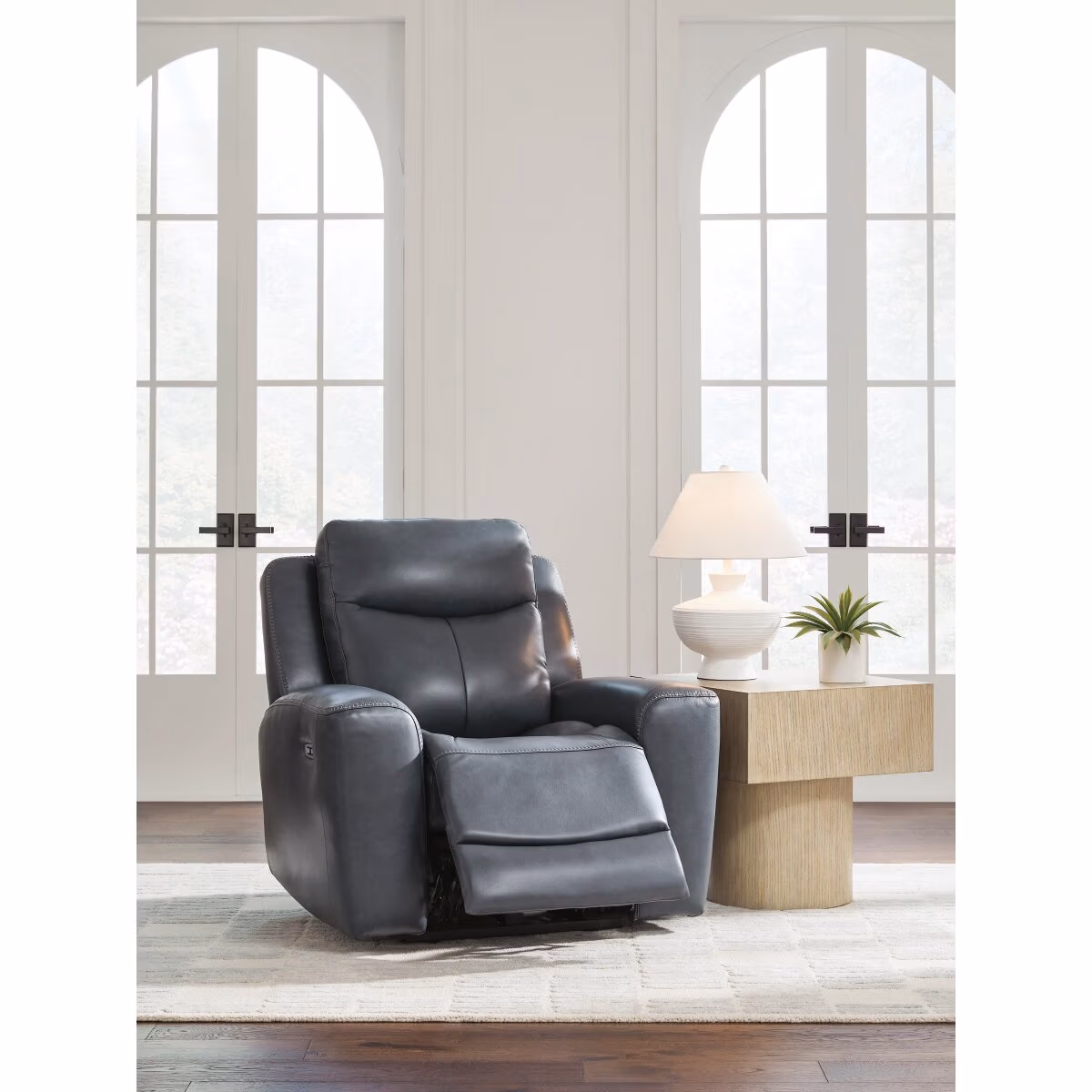 Bexhurst Power Recliner - Image 8