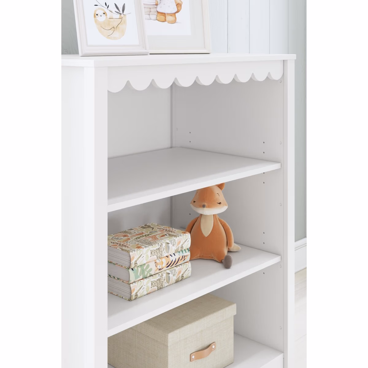 Hallityn Bookcase - Image 10