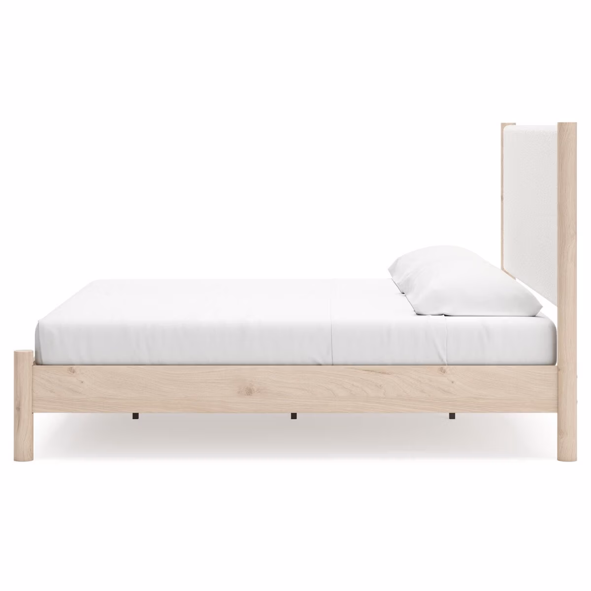 Cadmori King Panel Bed, Dresser and 2 Nightstands - Image 7