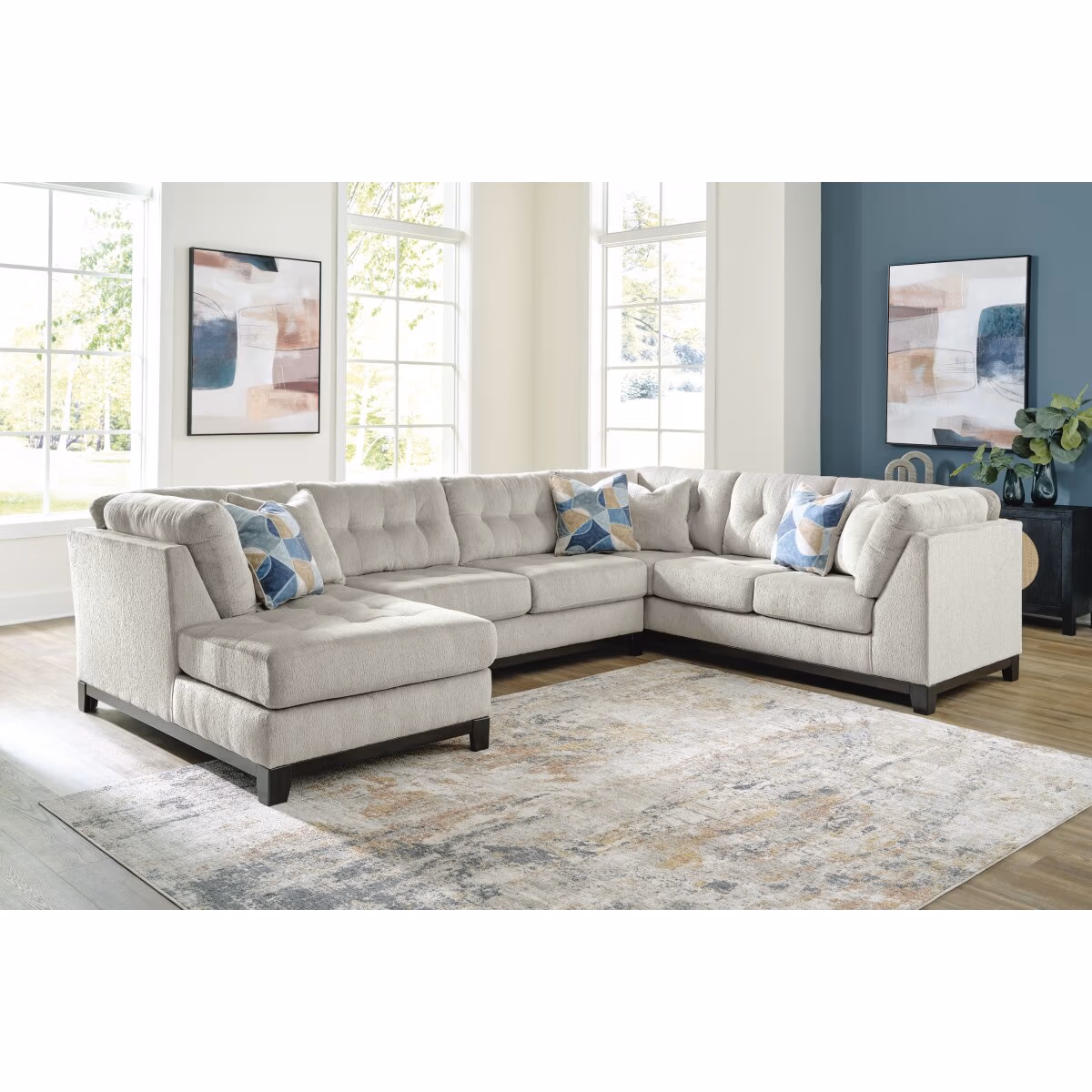 Maxon Place 3-Piece Sectional with Chaise - Image 2