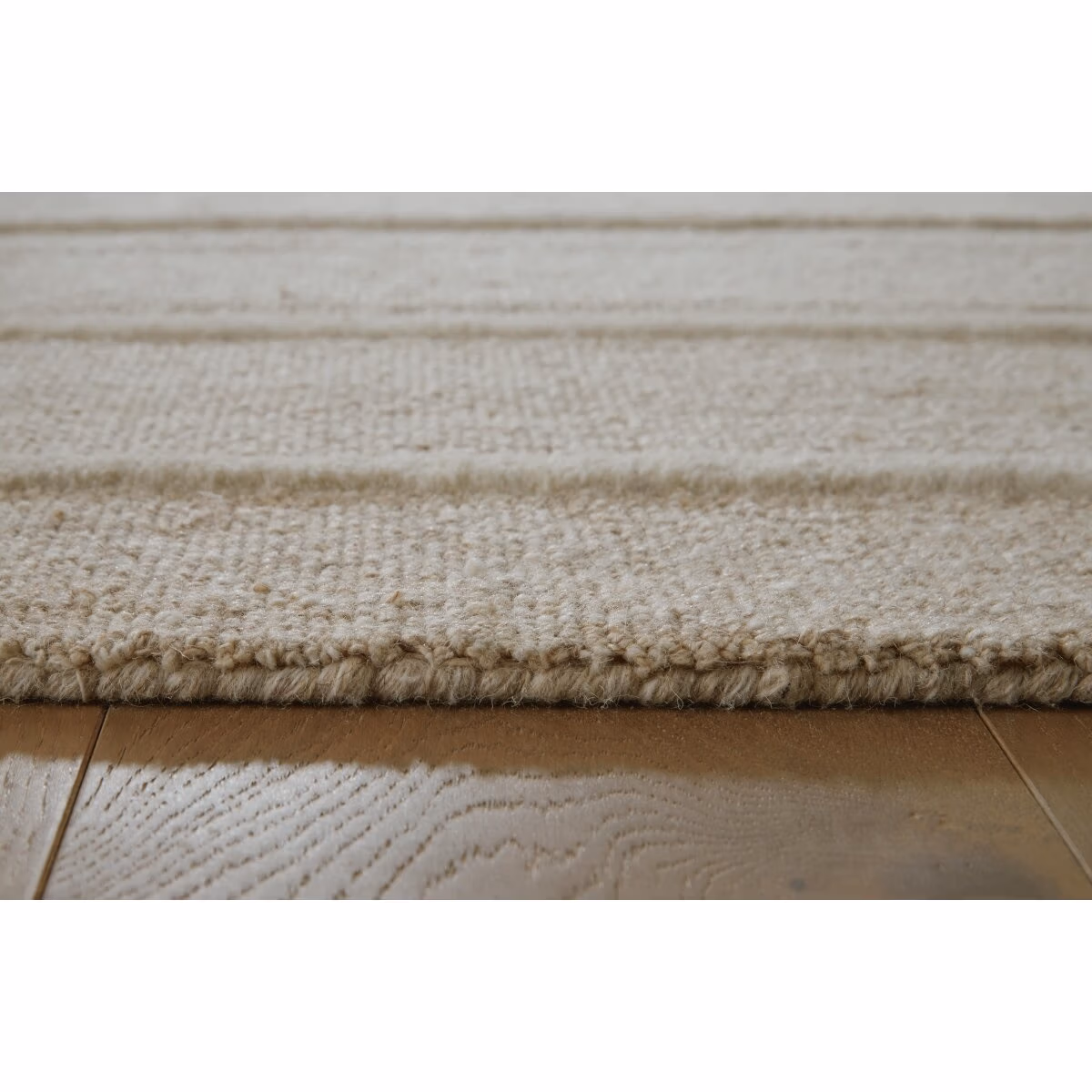 Teelgan Extra Large Rug - Image 4
