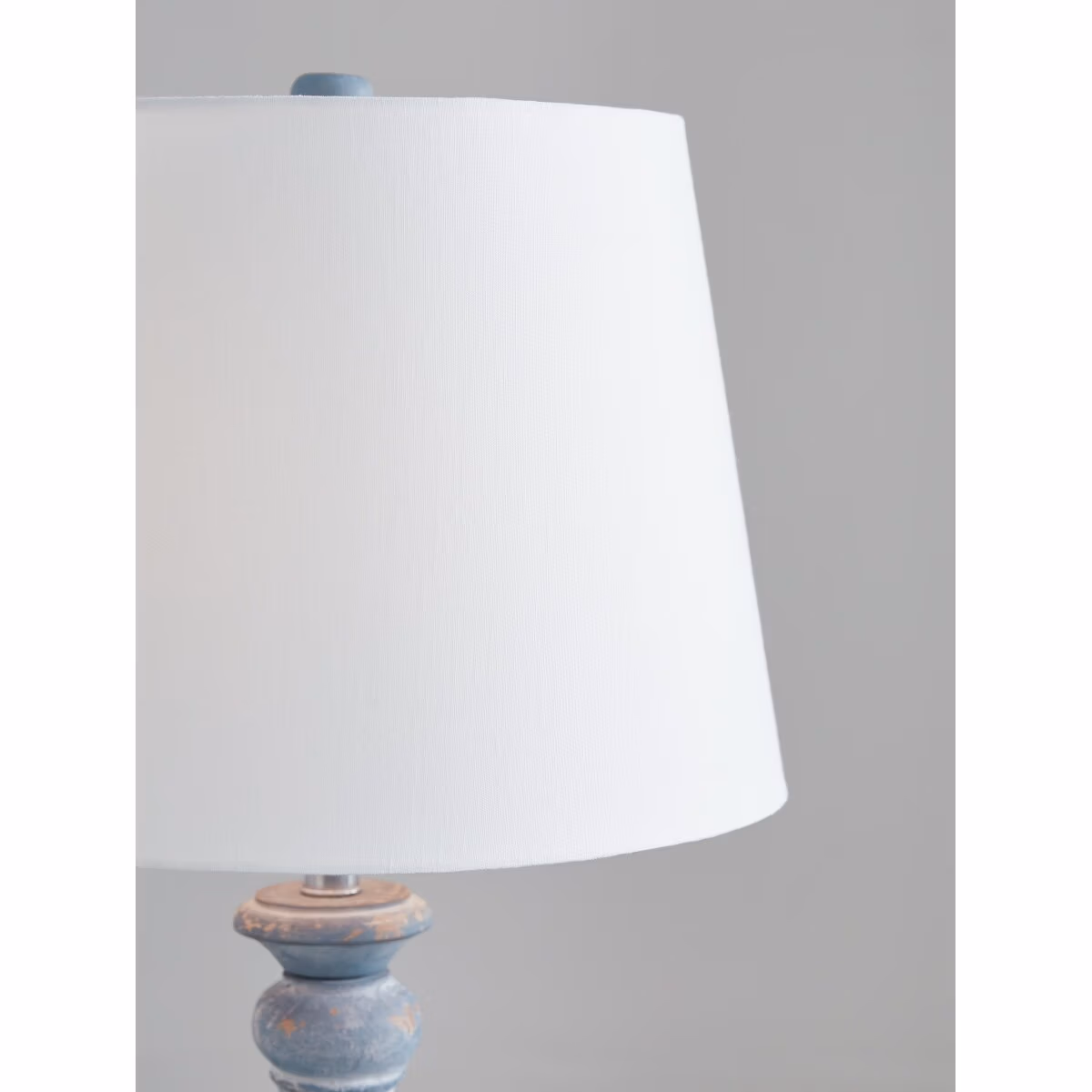 Cylerick Table Lamp - Image 4