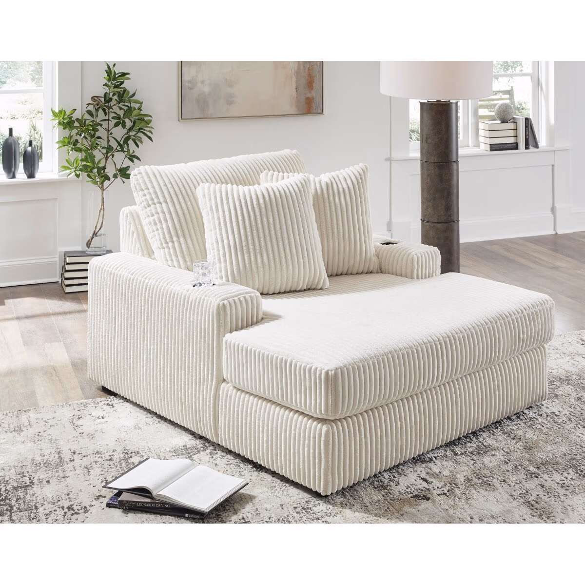 Lindyn Chaise - Image 8