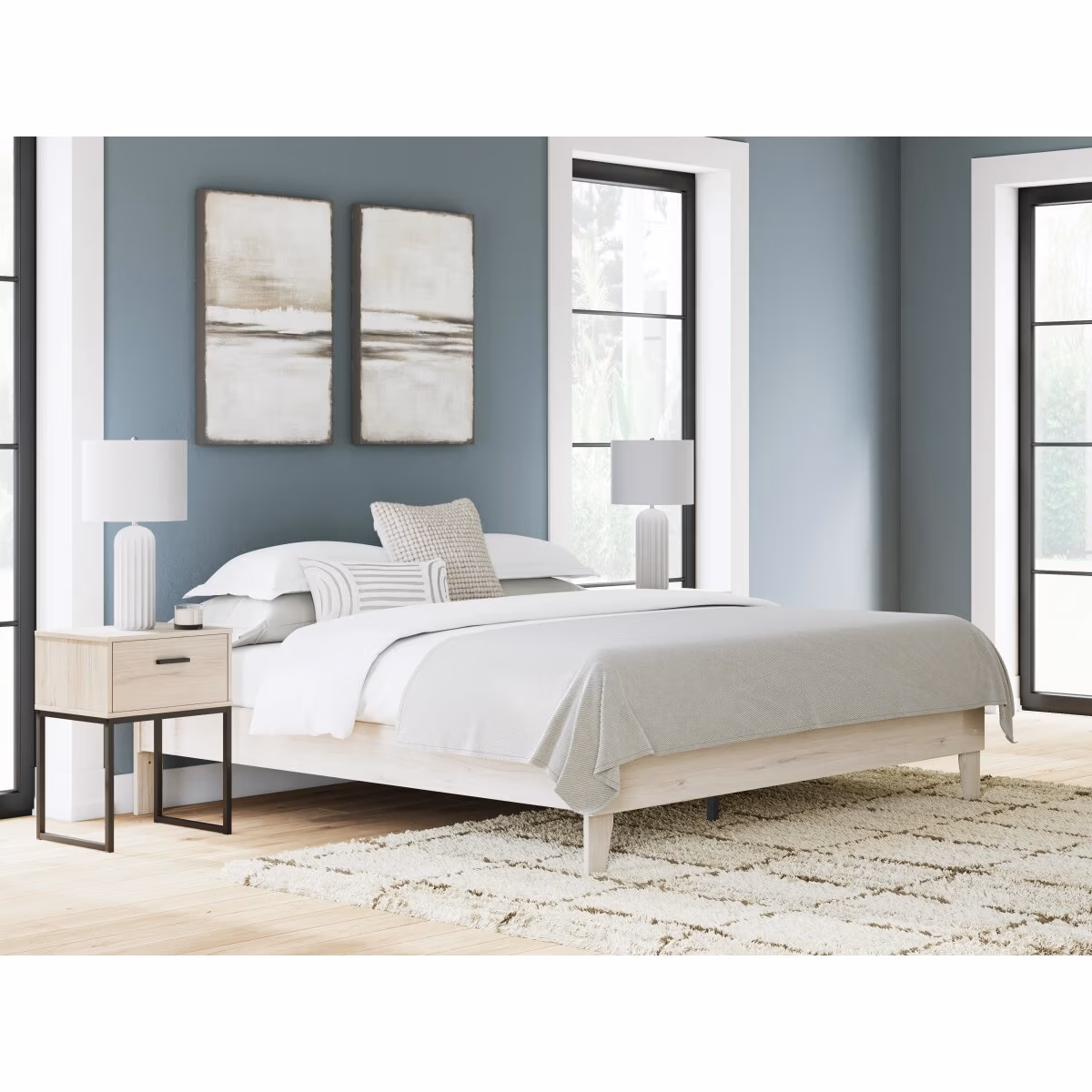 Socalle King Platform Bed - Image 3