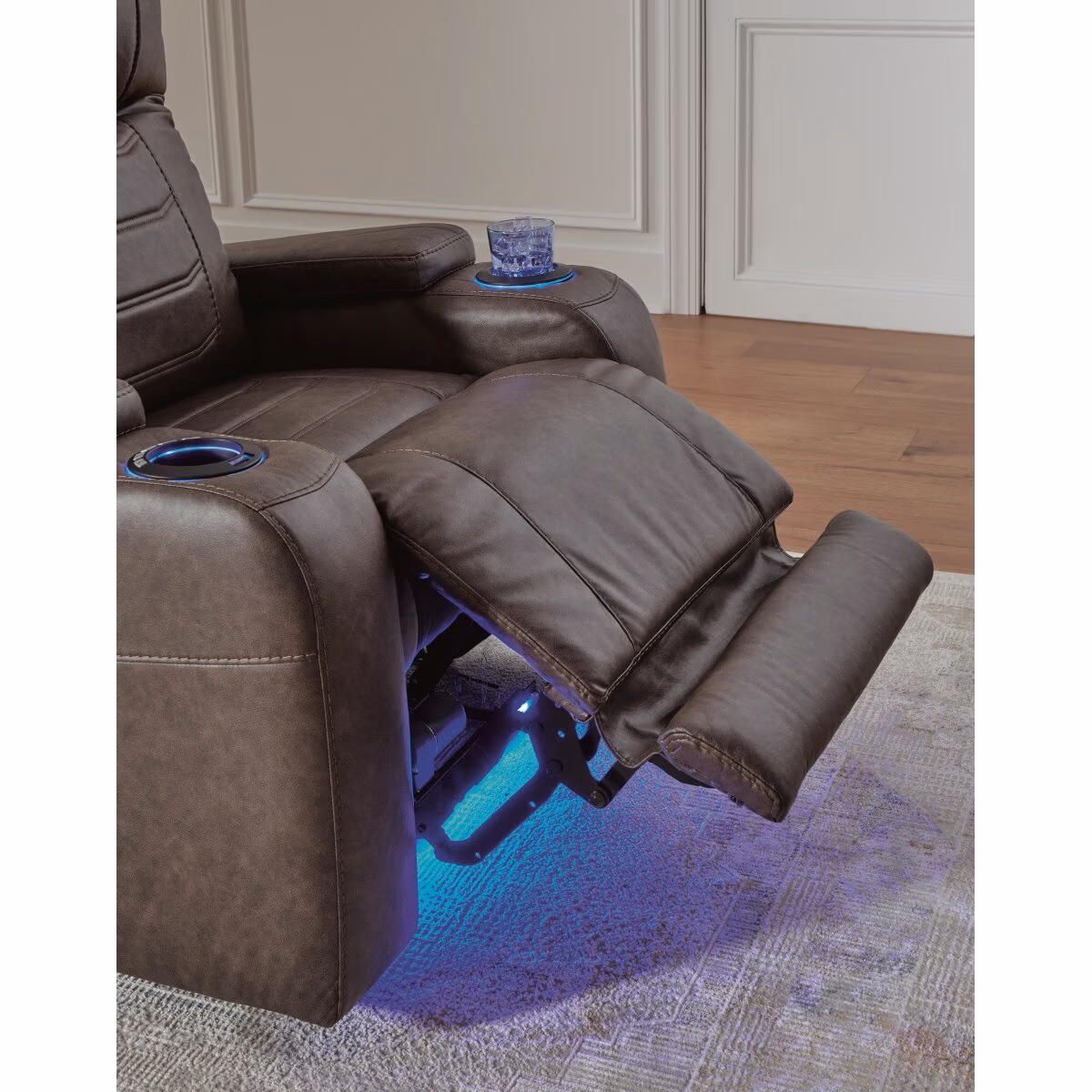 Schooner Rocks Power Recliner - Image 12