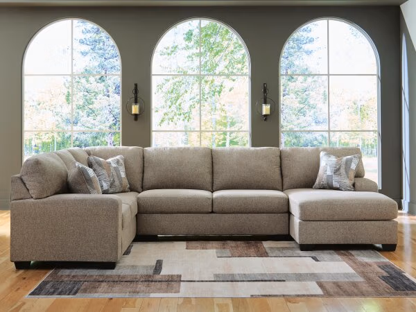 Newellen 3-Piece Sectional with Chaise - Image 3