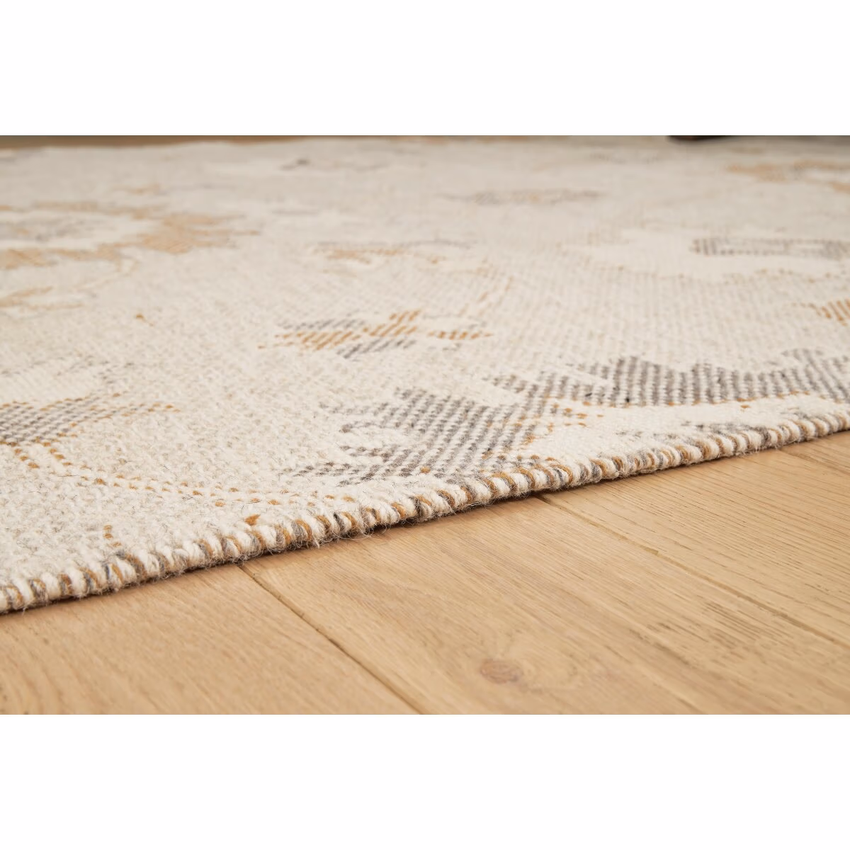 Calkin 5' x 7' Rug - Image 4