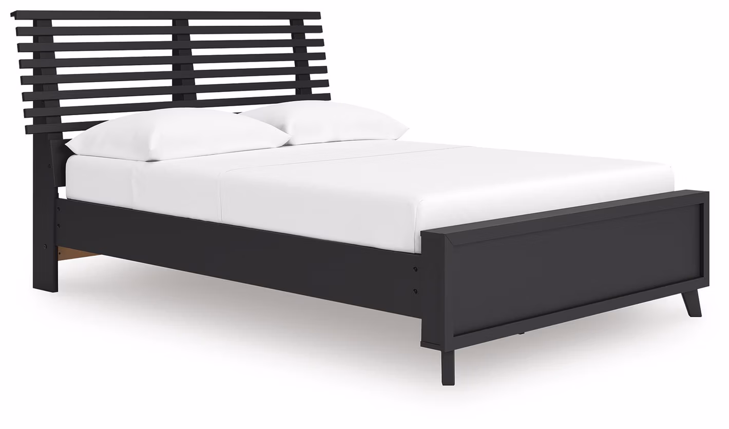 18df056c7e7bec4ee887bc41a57753e5 Danziar Full Slat Panel Bed - Image 1