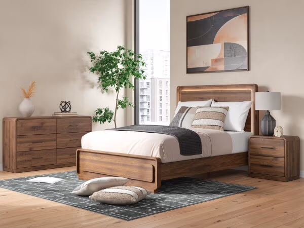 Fortlorn Queen Panel Bed, Dresser and Nightstand - Image 3