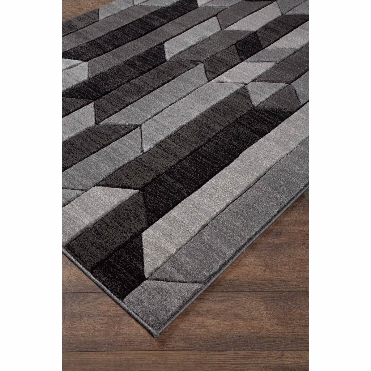 Chayse 5' x 6'7" Rug - Image 3