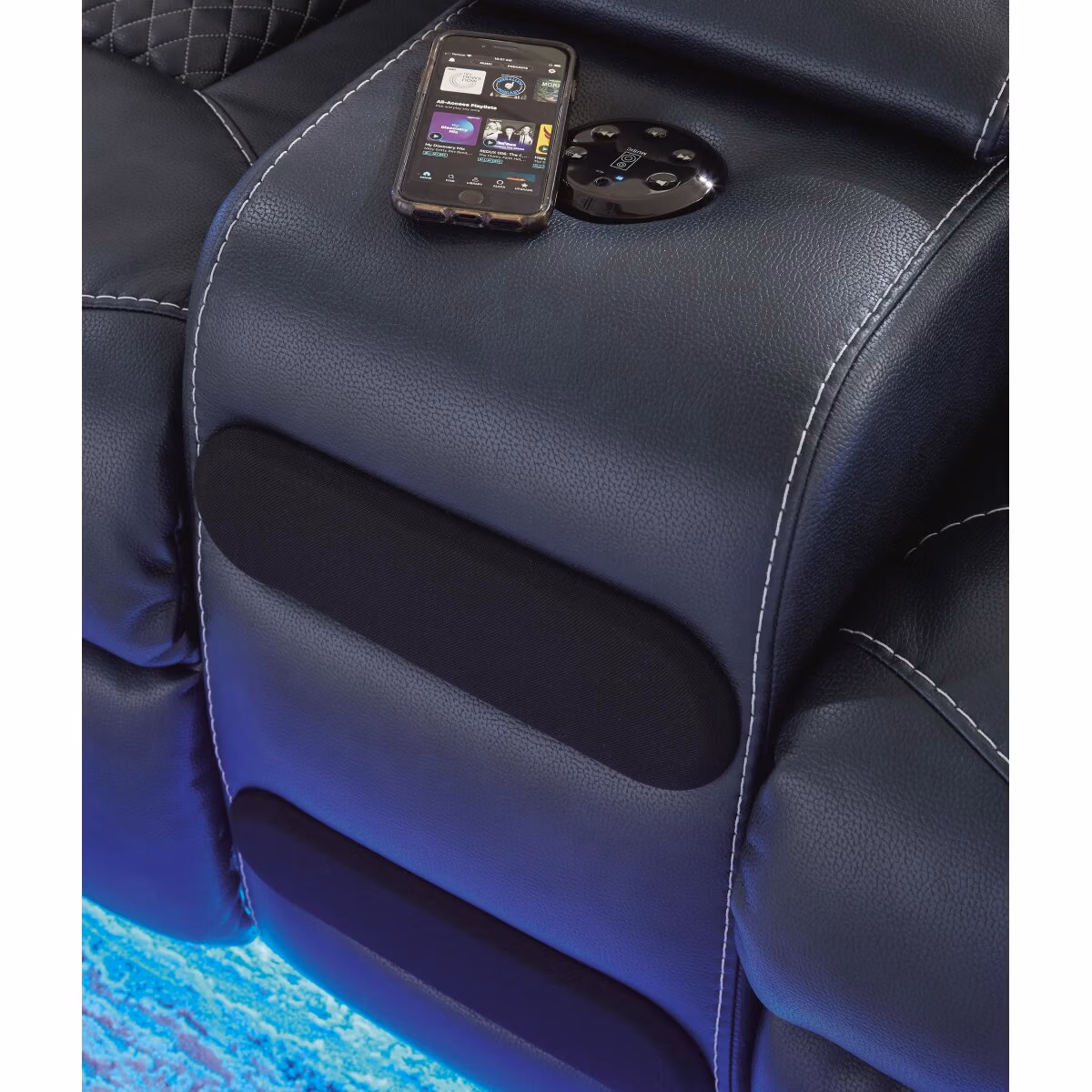 Fyne-Dyme Power Reclining Loveseat with Console - Image 11