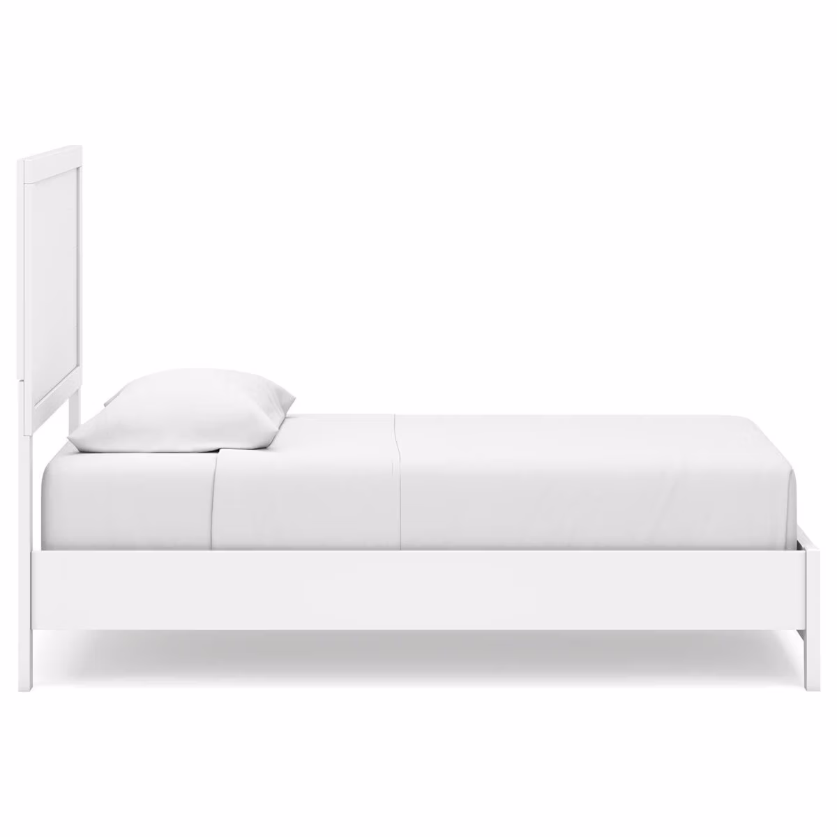 Binterglen Twin Panel Bed, Dresser and Mirror - Image 9