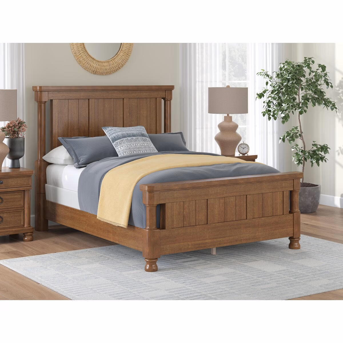 Rowlenstown Queen Poster Bed - Image 3