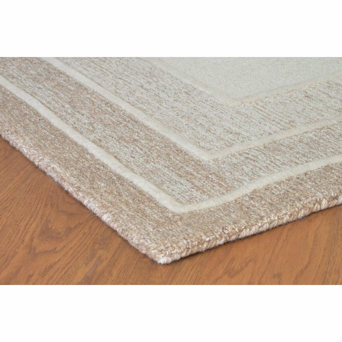 Teelgan Large Rug - Image 4