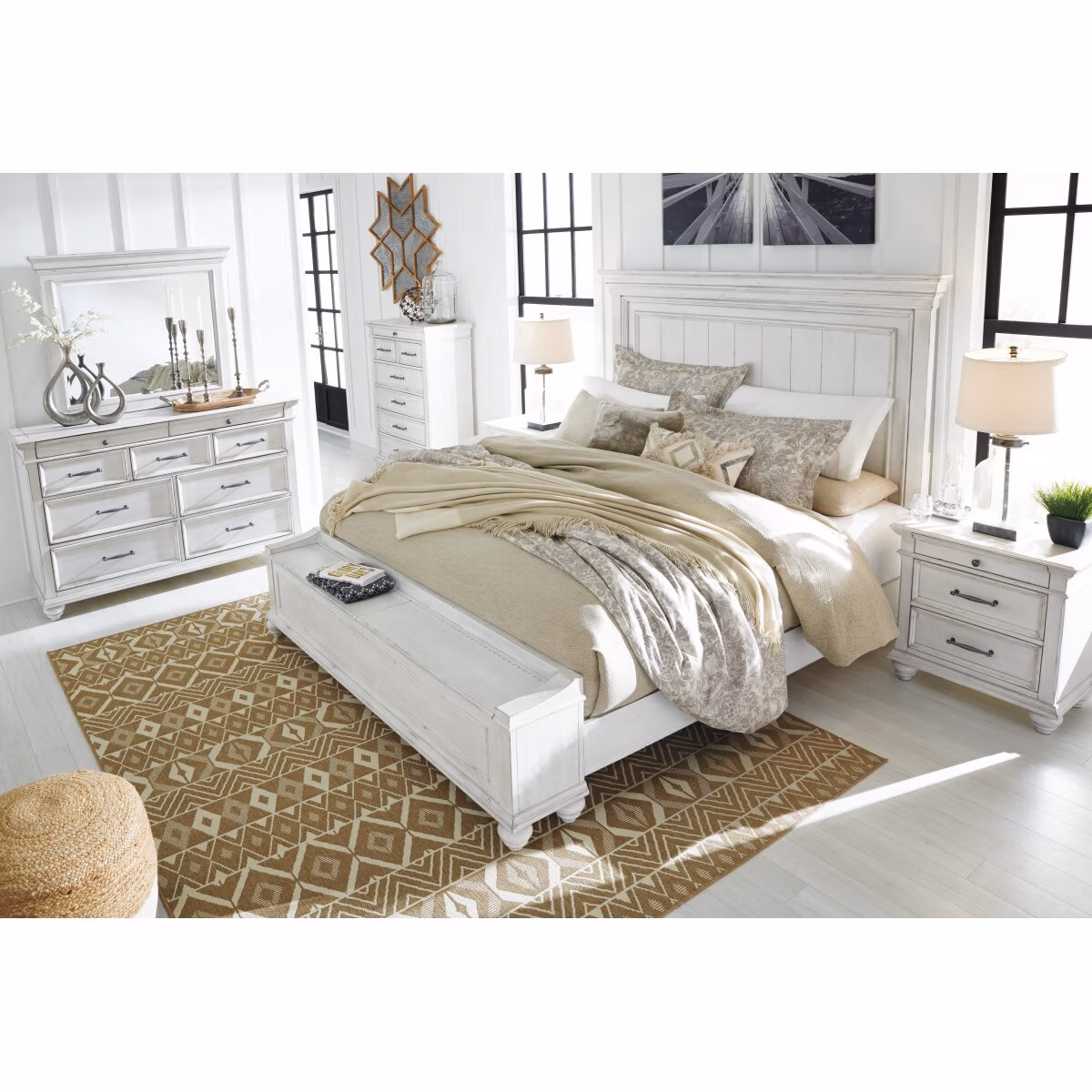 Kanwyn California King Panel Bed with Storage Bench - Image 12
