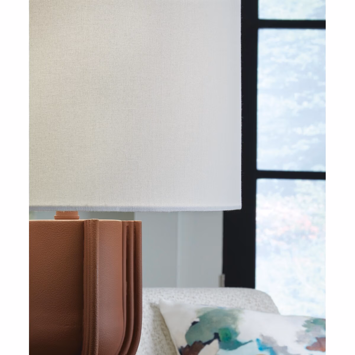 Rowandale Table Lamp - Image 4