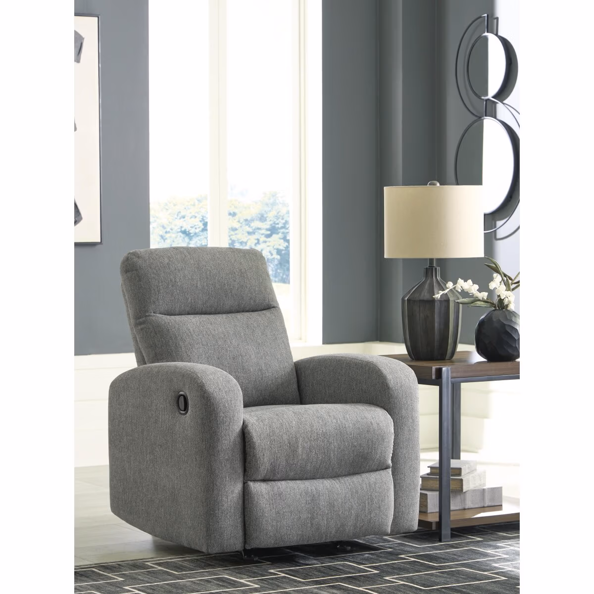 Gauntlet Recliner - Image 3