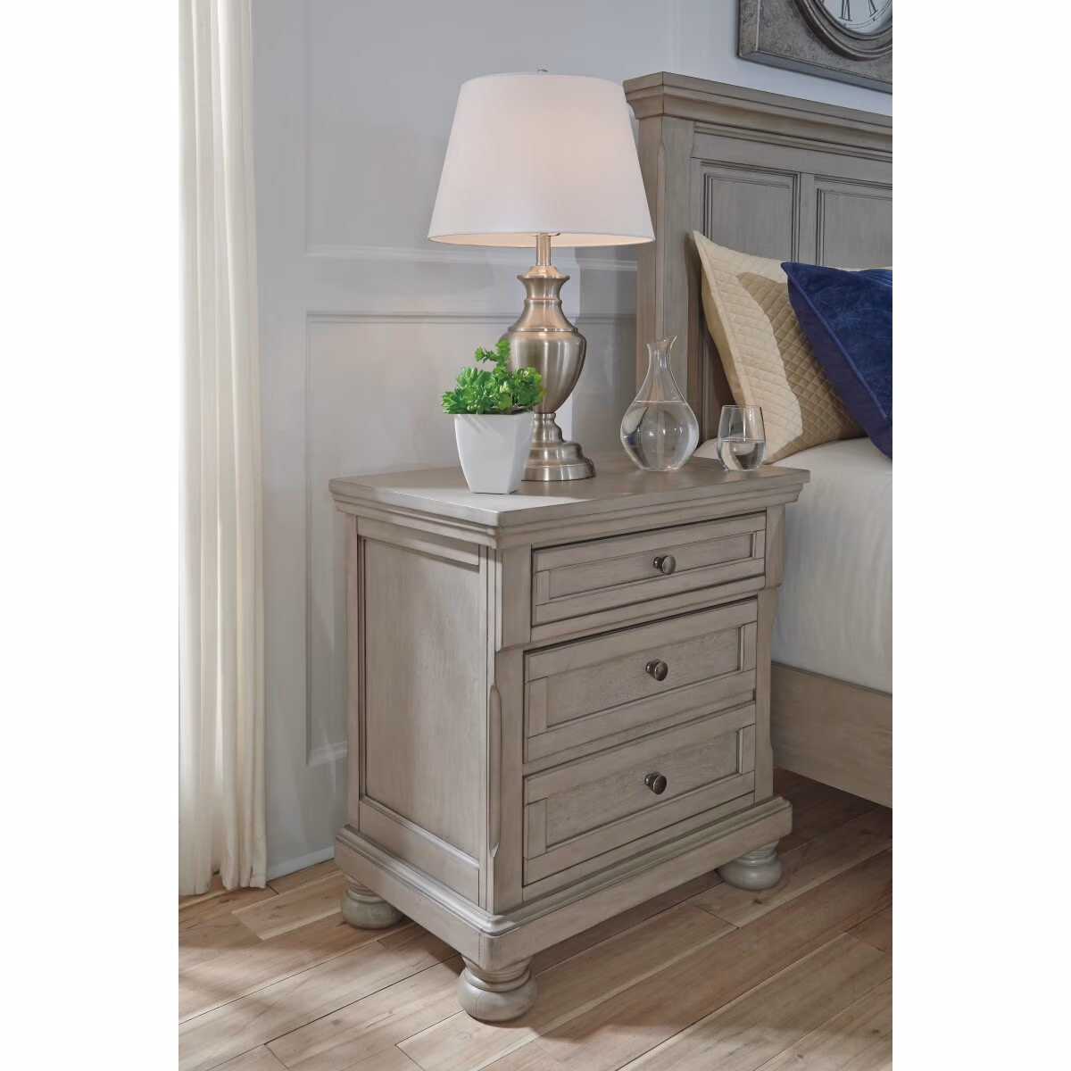 Lettner Nightstand - Image 3