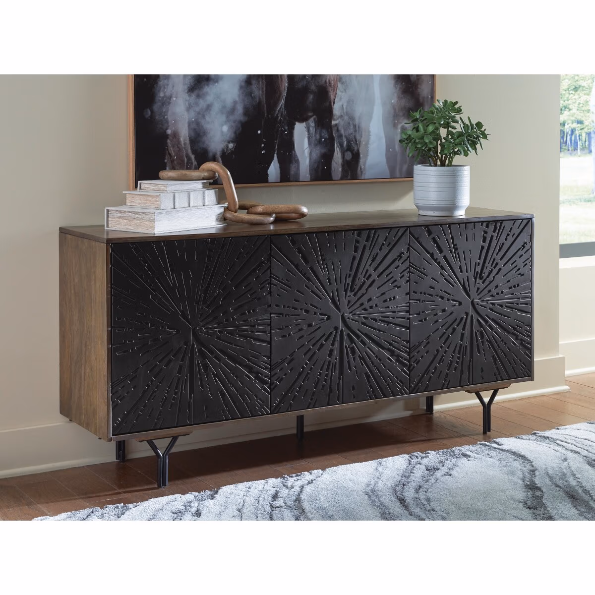 Lavinmont Accent Cabinet - Image 3