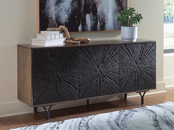 Lavinmont Accent Cabinet - Image 3