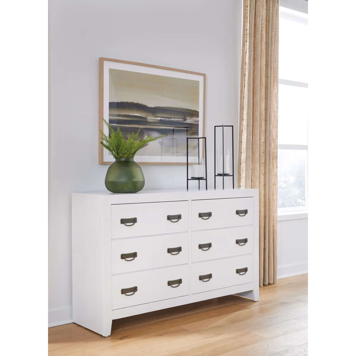 Binterglen Dresser - Image 3