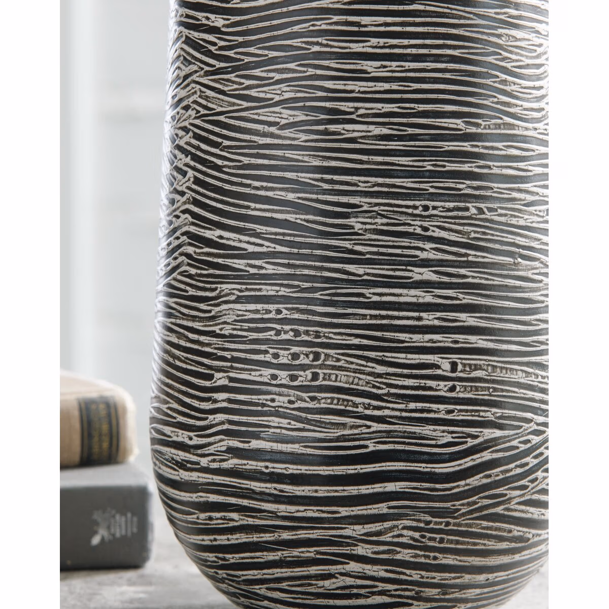 Fynn Vase - Image 4