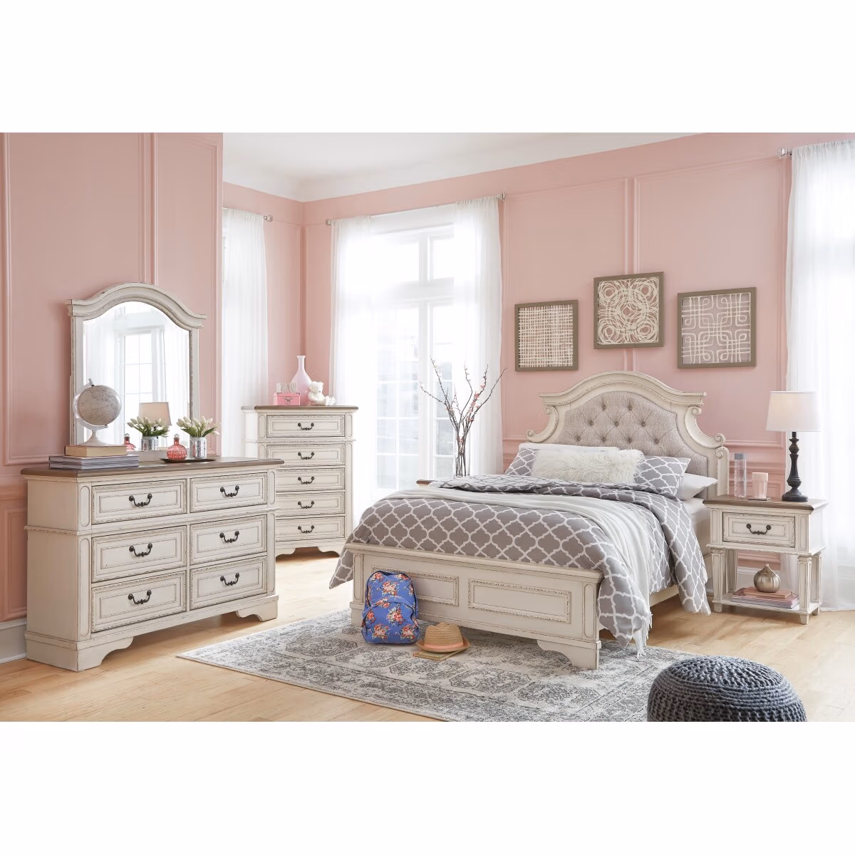 Realyn Nightstand - Image 10