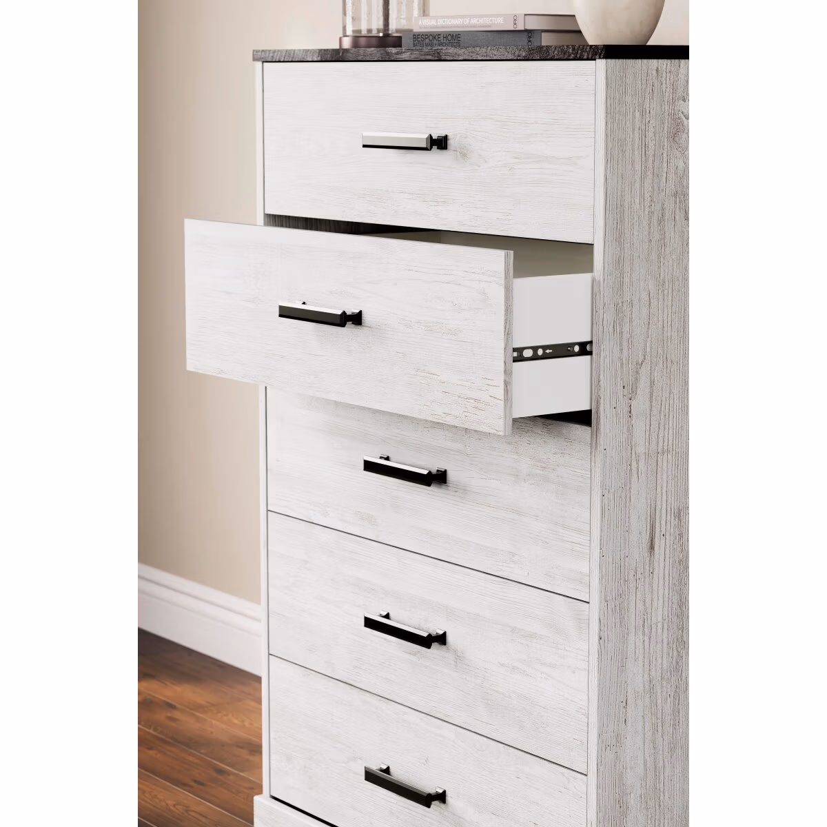 Shawburn Full Panel Bed with Chest - Image 18