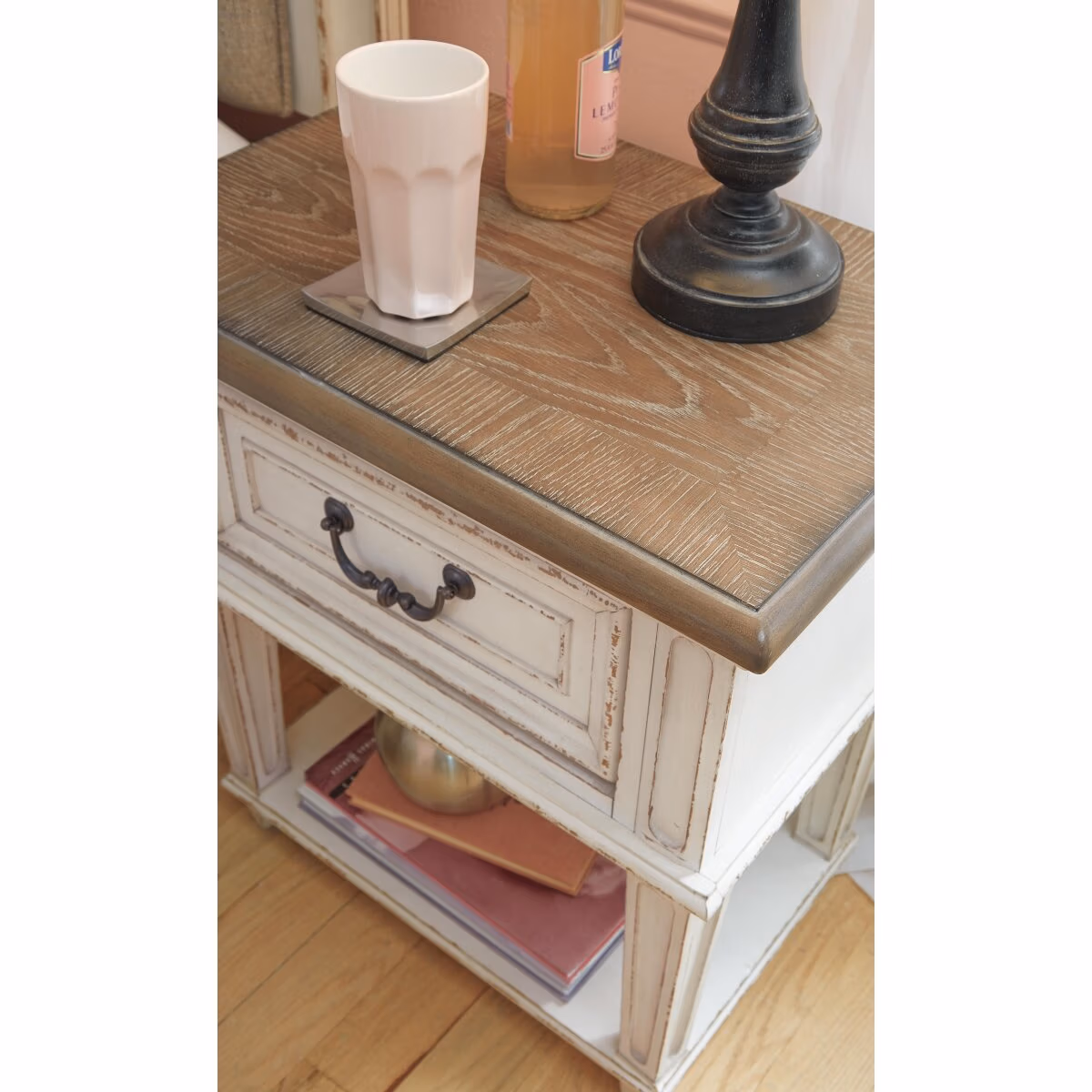 Realyn Nightstand - Image 7