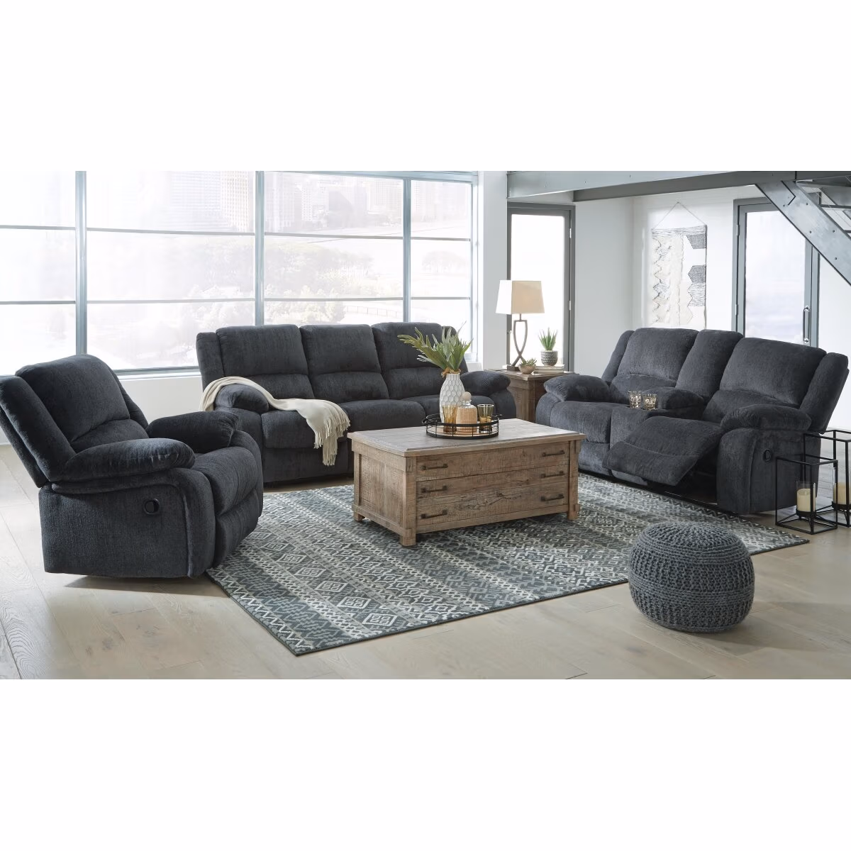 Draycoll Reclining Loveseat with Console and Recliner - Image 15