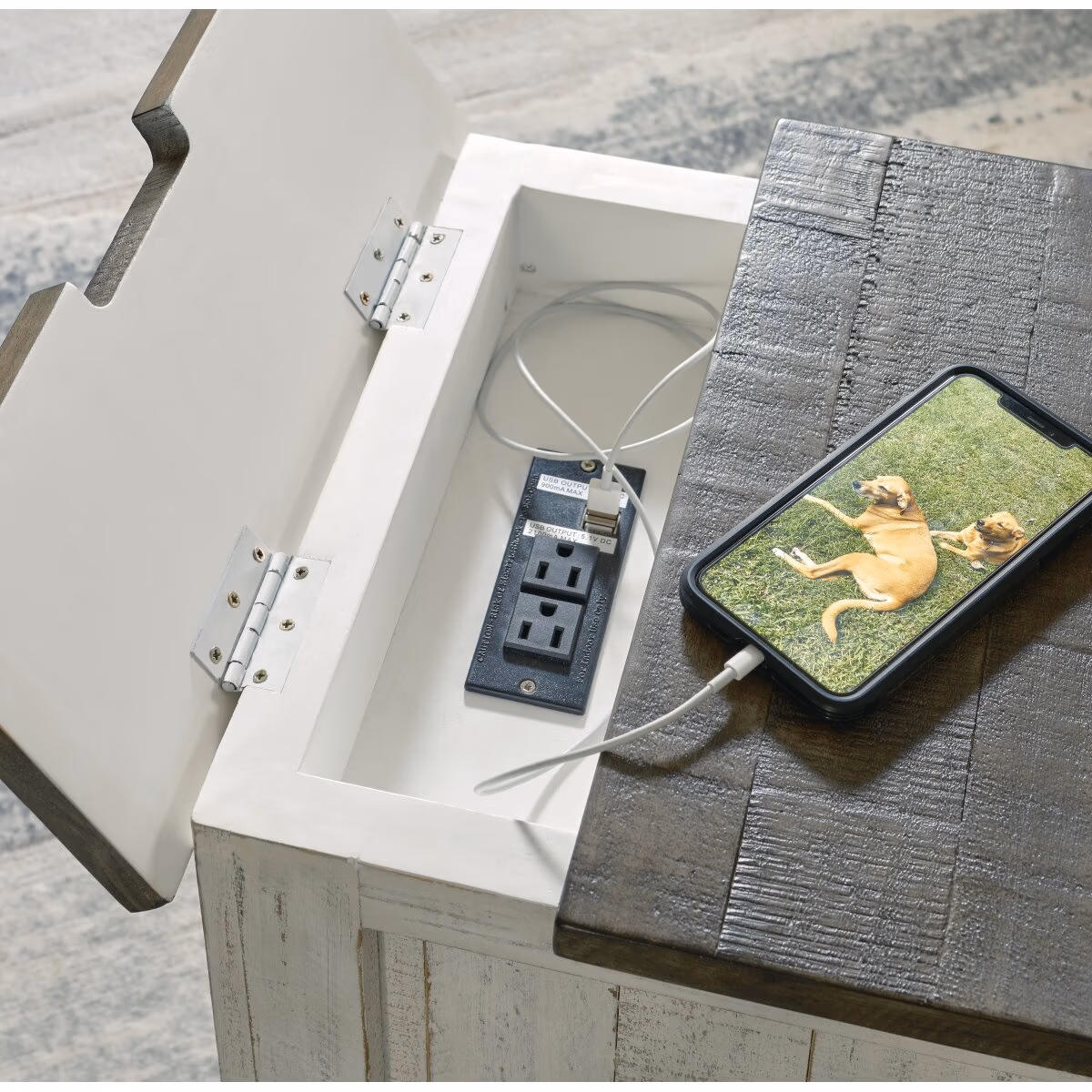 Havalance Chairside End Table - Image 9