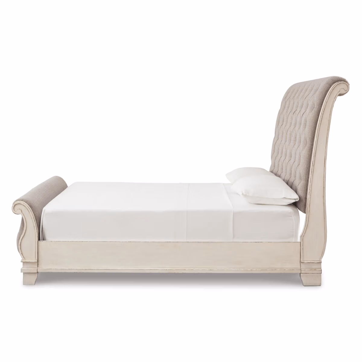 Realyn King Sleigh Bed - Image 6