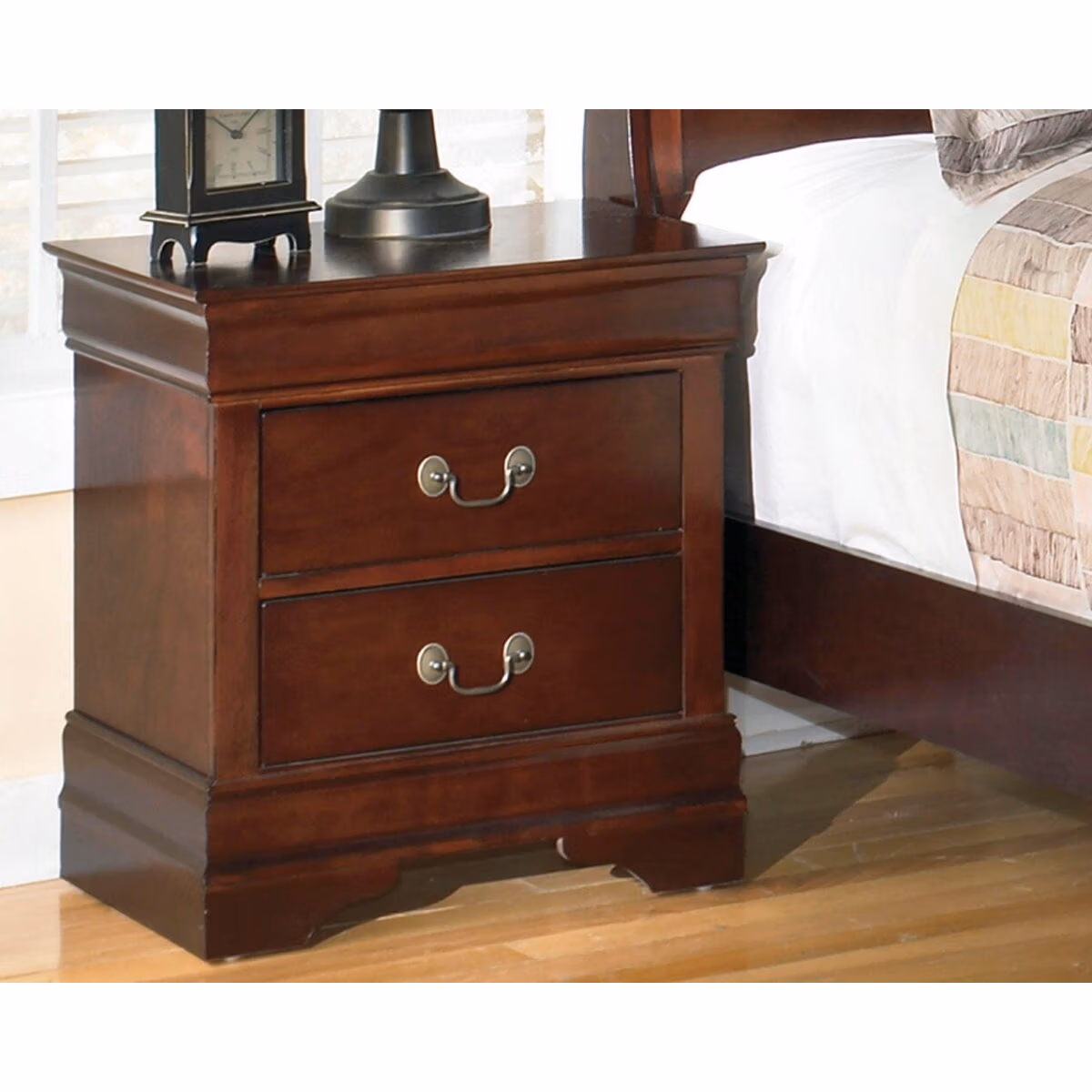 Alisdair Nightstand - Image 3