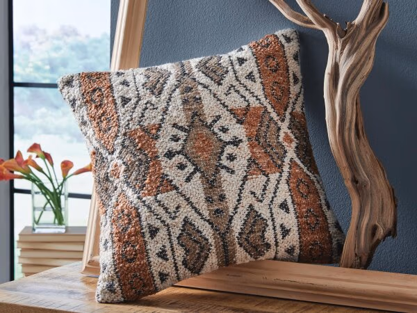Kierenworth Pillow (Set of 4) - Image 3