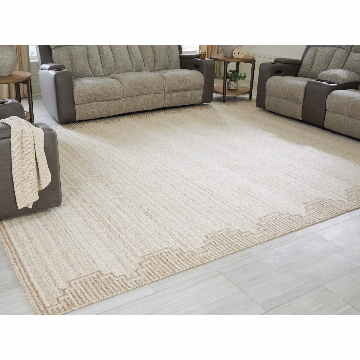 Emorymore Extra Large Rug - Image 3