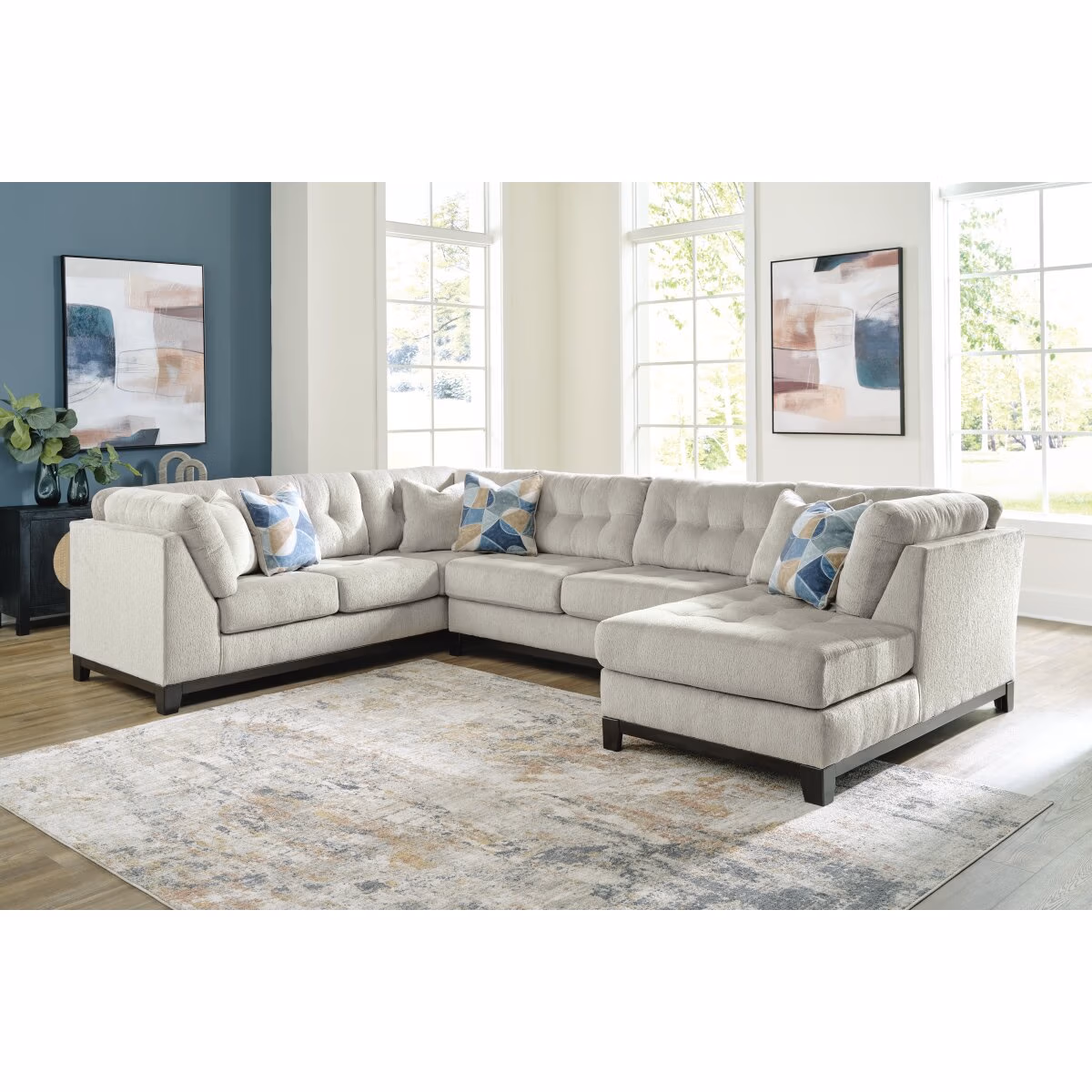 Maxon Place 3-Piece Sectional with Chaise - Image 2
