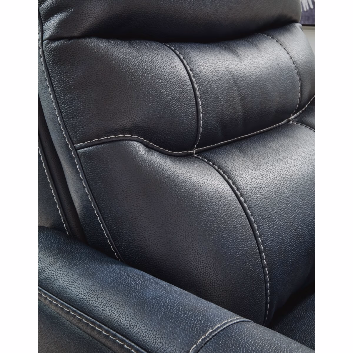 Strawbill Power Lift Recliner - Image 13