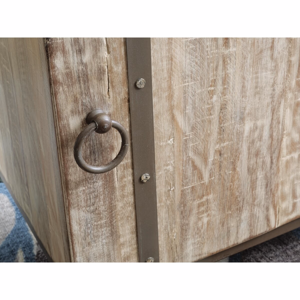 Laddford Accent Cabinet - Image 9