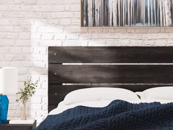 Hollivern Queen Panel Bed - Image 11