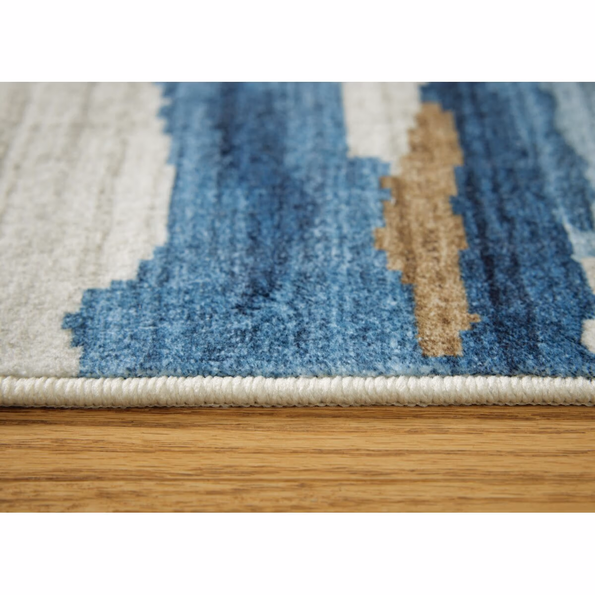 Vinlett 5' x 7' Washable Rug - Image 4