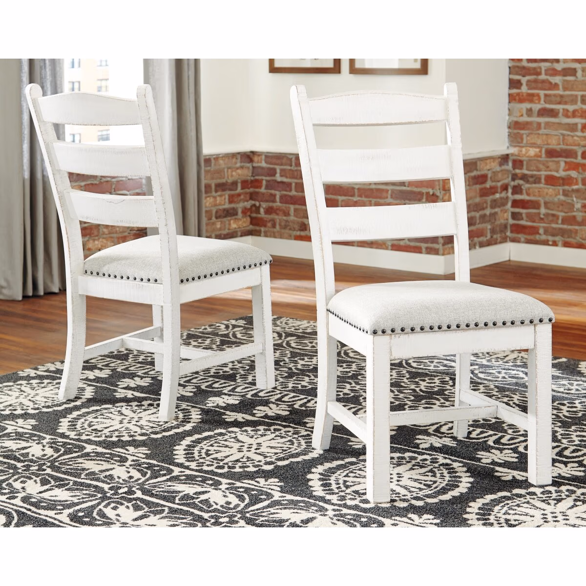 Valebeck Dining Chair - Image 3