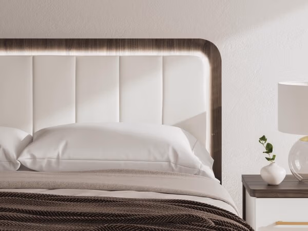 Kendanport King Upholstered Bed - Image 11