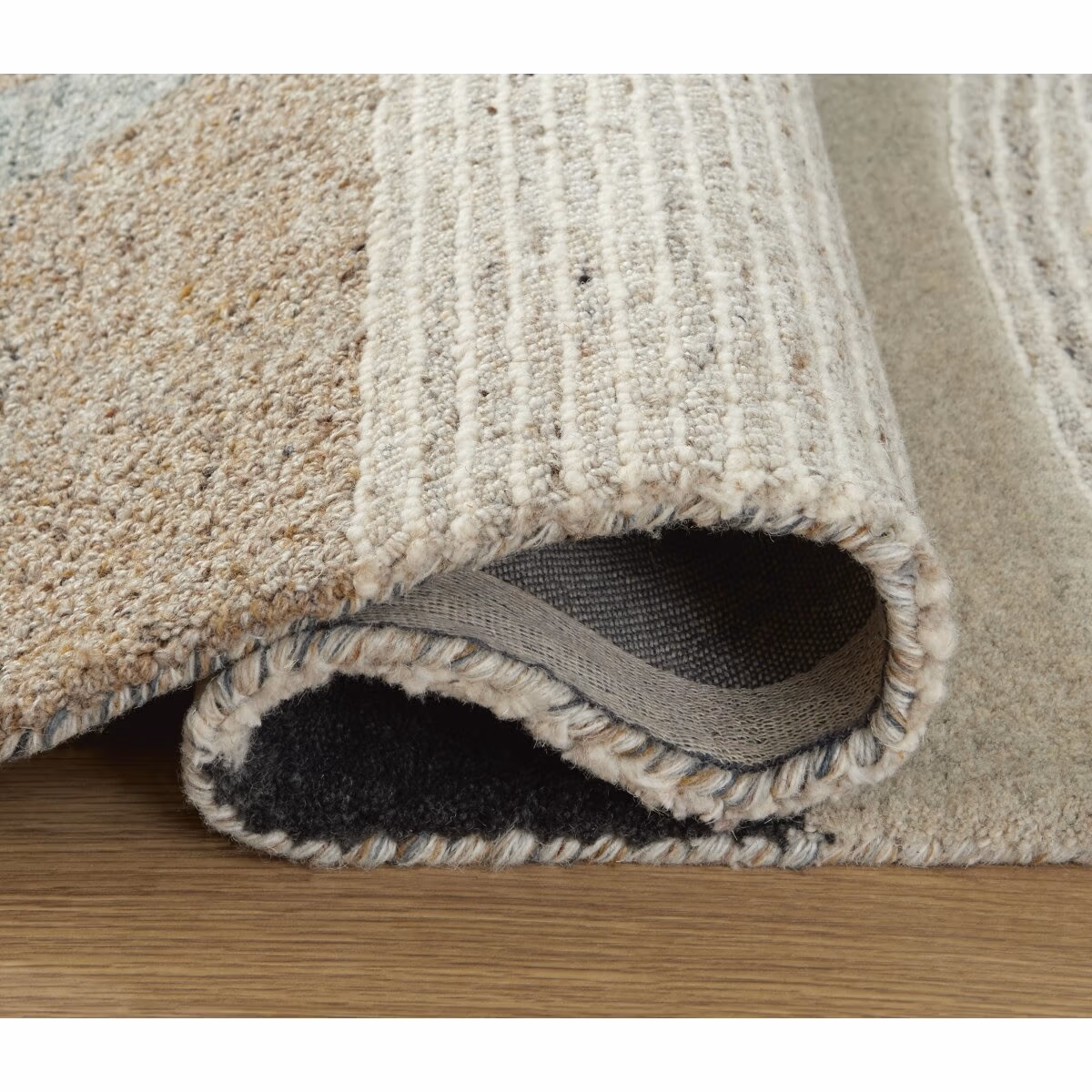 Edrickhill 5' x 7' Rug - Image 5