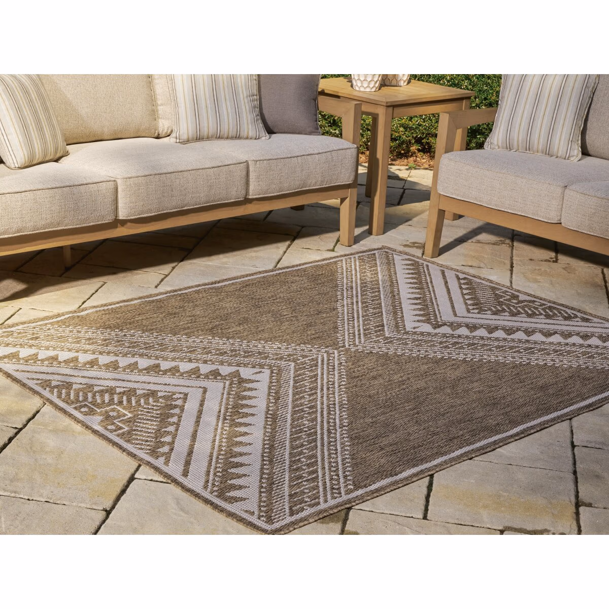 Dunsler 8' x 10' Rug - Image 3