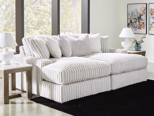 Stupendous Super Chaise - Image 3