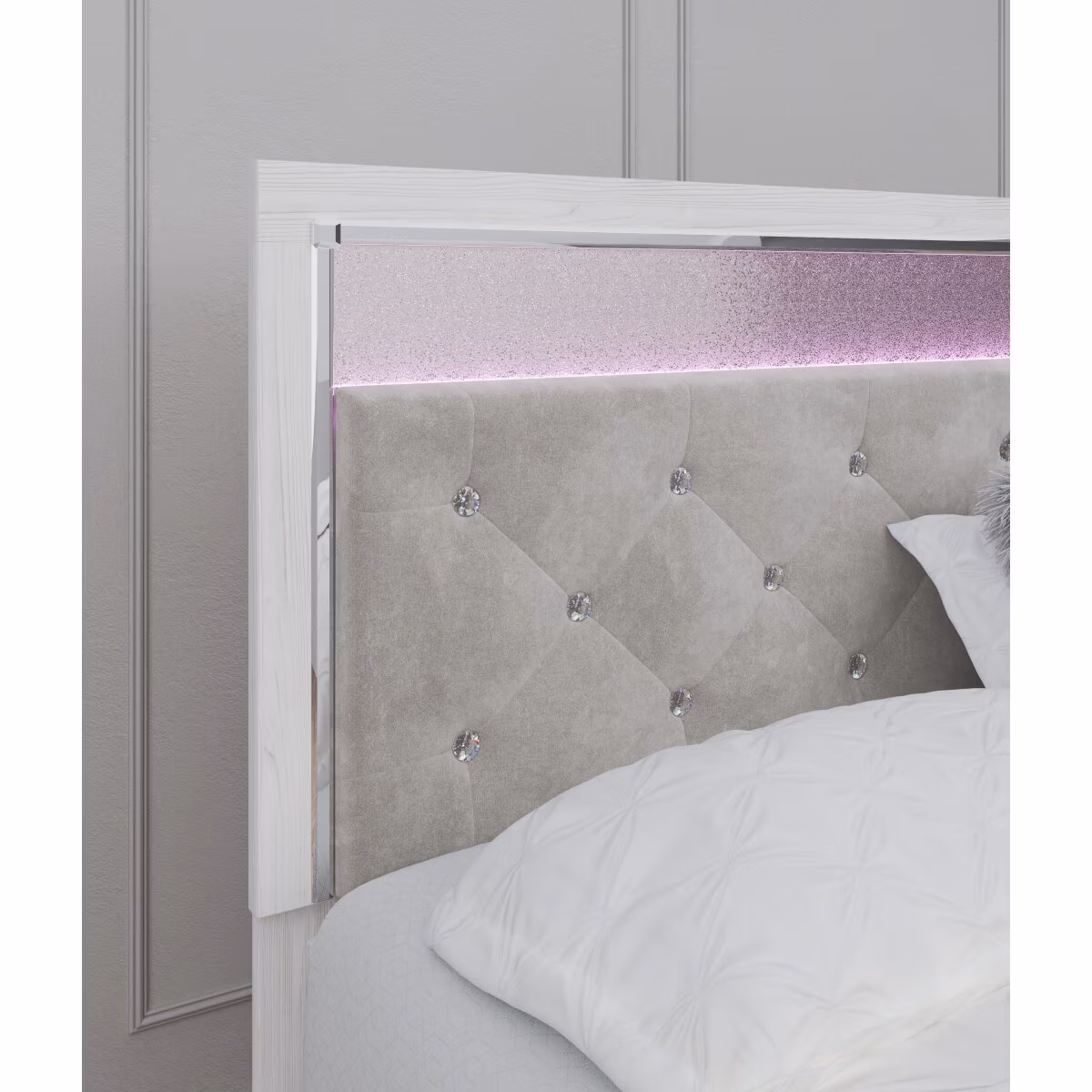 Altyra King Panel Bed - Image 8
